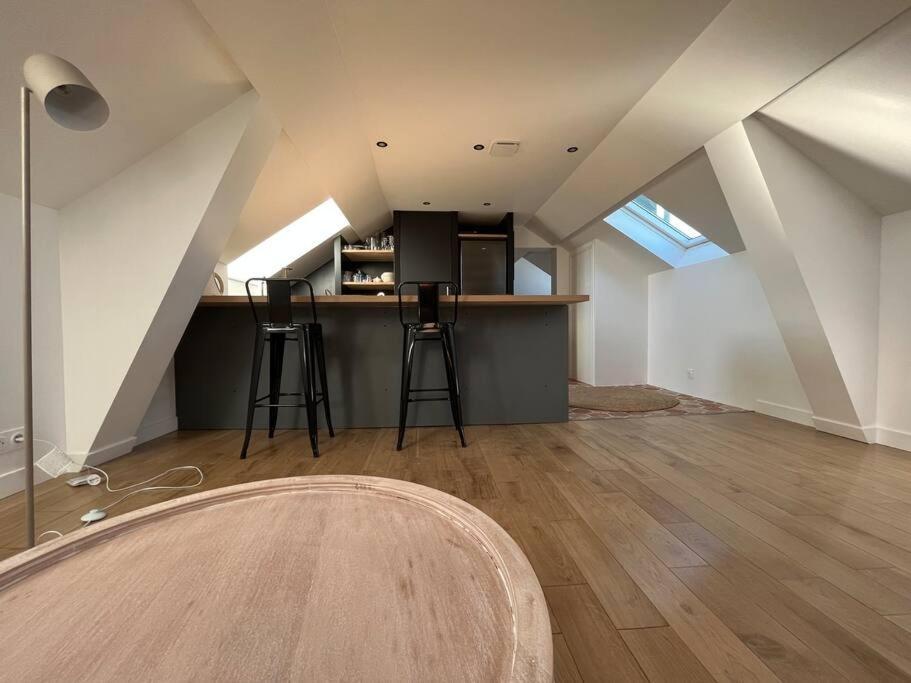 Sur Les Toits De Fontainebleau - Hypercentre Apartment Ngoại thất bức ảnh