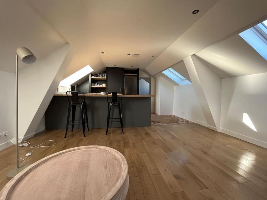 Sur Les Toits De Fontainebleau - Hypercentre Apartment Ngoại thất bức ảnh