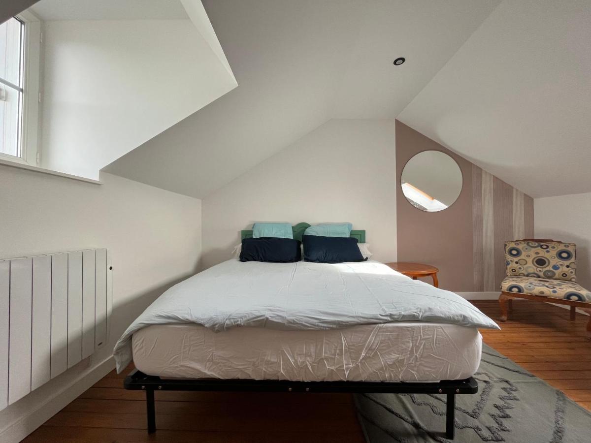 Sur Les Toits De Fontainebleau - Hypercentre Apartment Ngoại thất bức ảnh